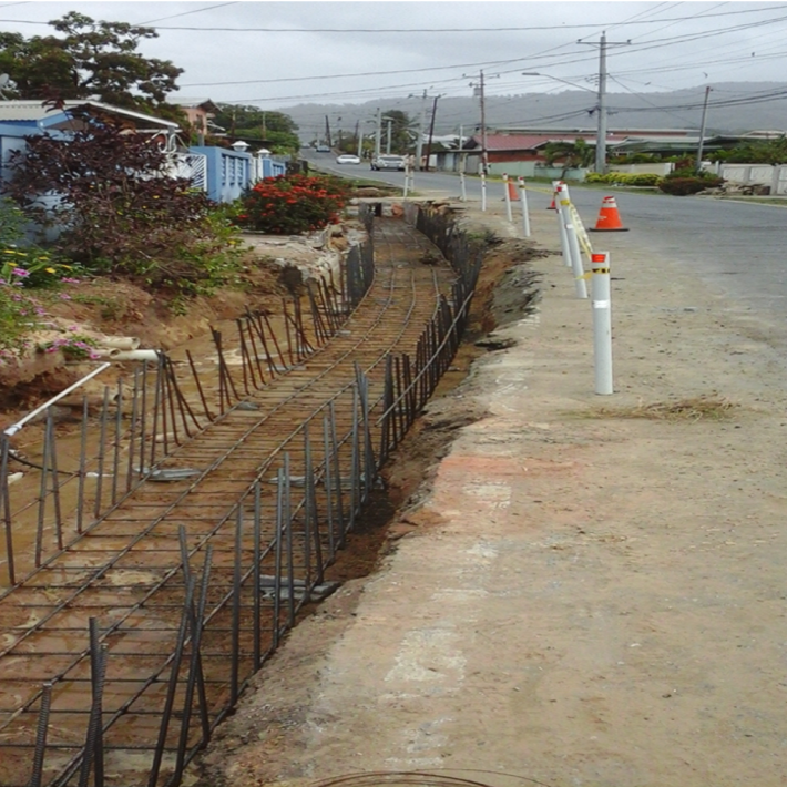 BOX DRAIN / PAVEMENT